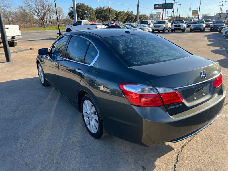 Honda Accord Sedan 2014 price $13,900