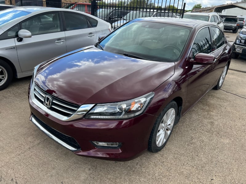 Honda Accord Sedan 2014 price $14,900