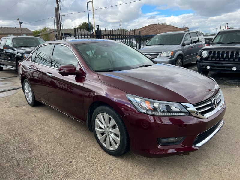 Honda Accord Sedan 2014 price $14,900