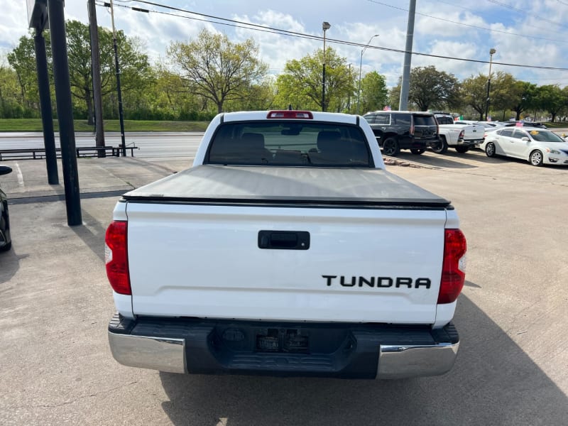 Toyota Tundra 2WD 2021 price $37,900