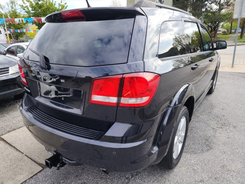 Dodge Journey 2011 price $10,950