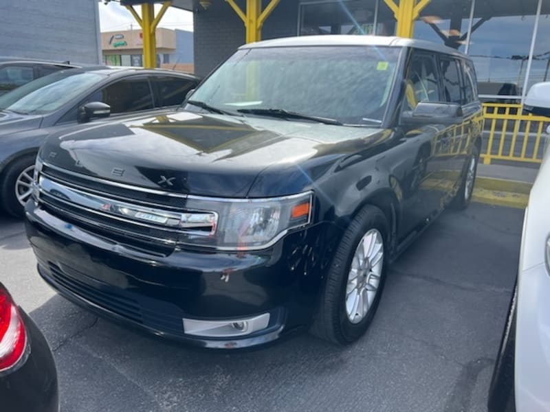 Ford Flex 2013 price $8,995