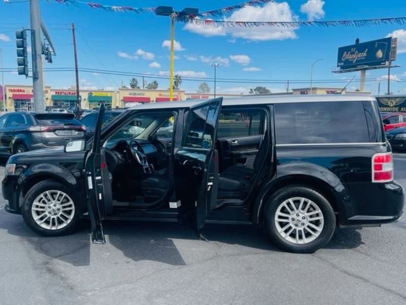 Ford Flex 2013 price $8,995