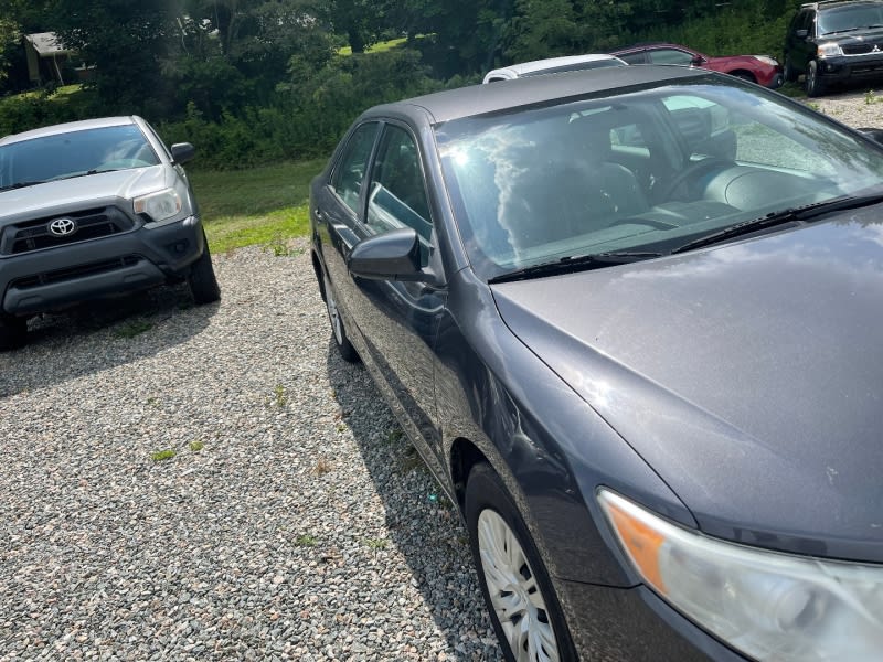 Toyota Camry 2012 price $12,795