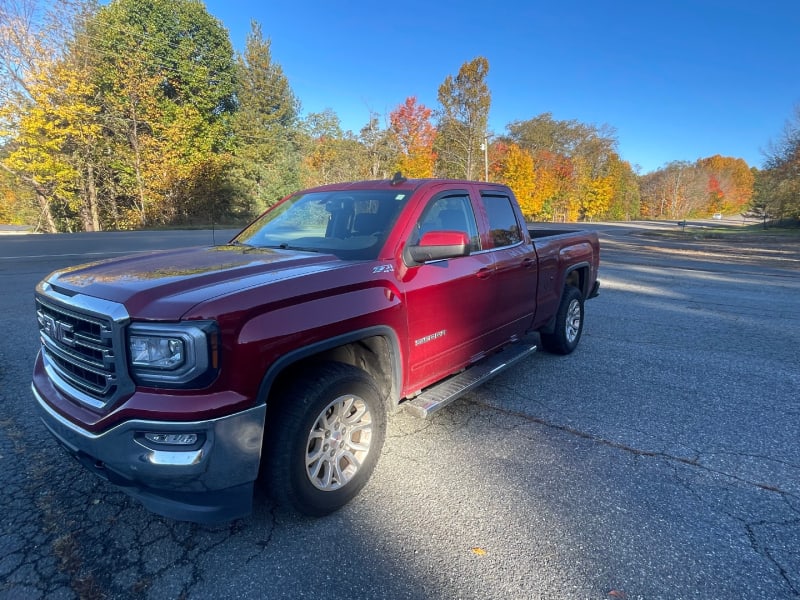 GMC Sierra 1500 2018 price $31,995