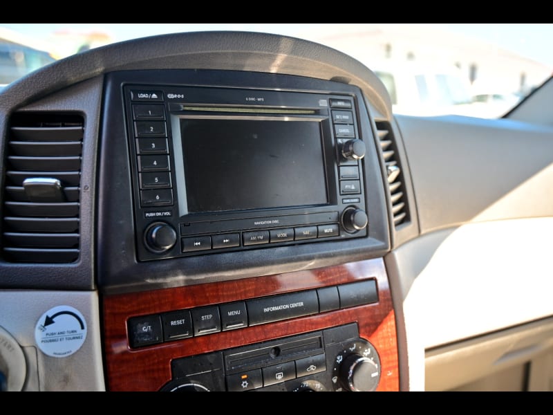 Jeep Grand Cherokee 2005 price $4,850