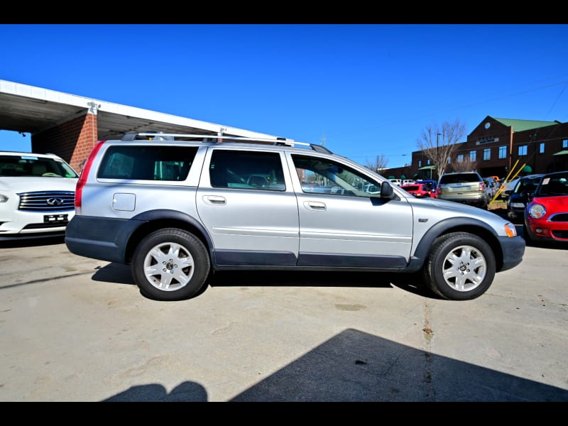 Volvo XC70 2006 price $4,850