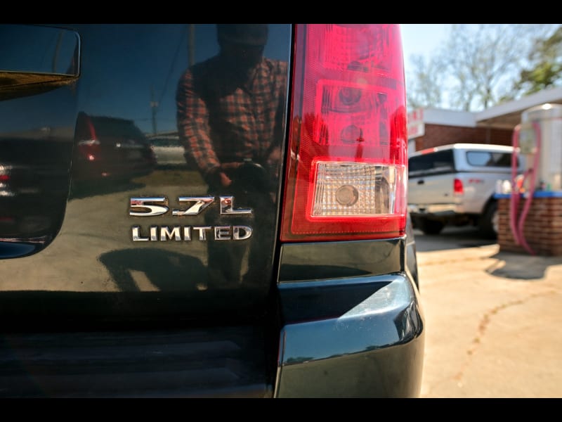 Jeep Grand Cherokee 2005 price $5,950