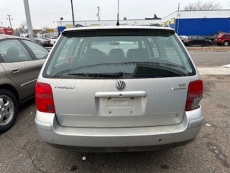 Volkswagen Passat 2000 price $1,895