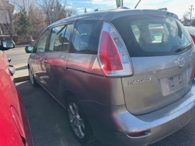 Mazda Mazda5 2010 price $2,200