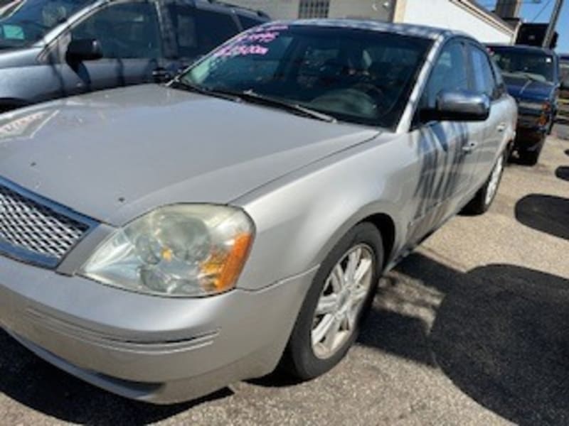 Ford Five Hundred 2006 price $2,300 Down