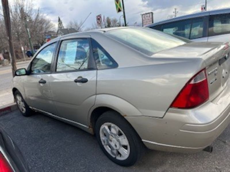 Ford Focus 2007 price $2,300 Down