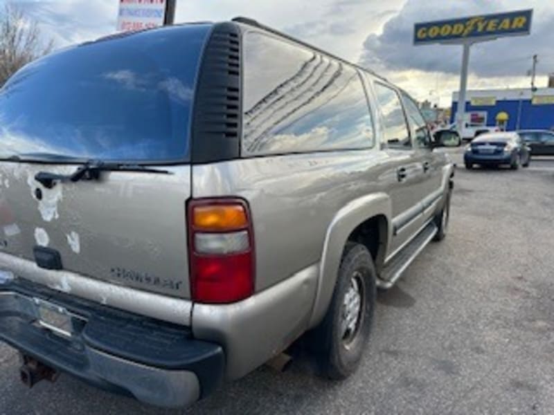 Chevrolet Suburban 2003 price $2,900 Down