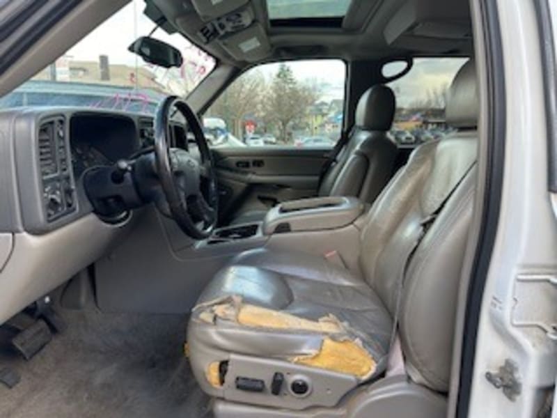 Chevrolet Suburban 2006 price $2,500 Down