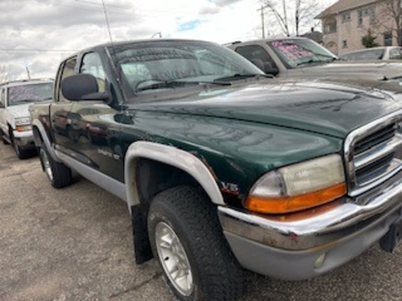 Dodge Dakota 2000 price $2,500 Down