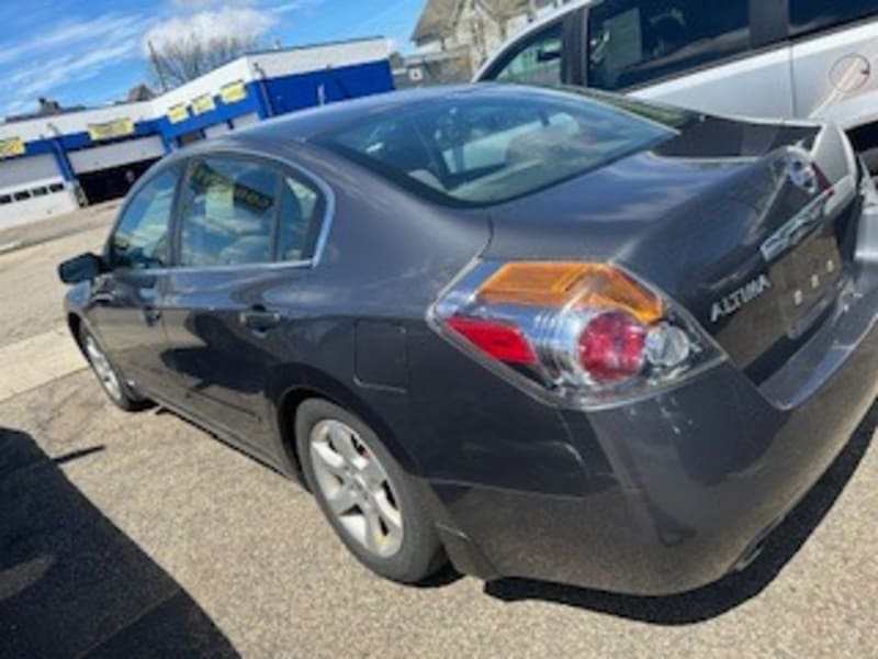 Nissan Altima 2009 price $2,300 Down