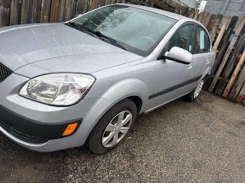 Kia Rio 2006 price $2,000 Down