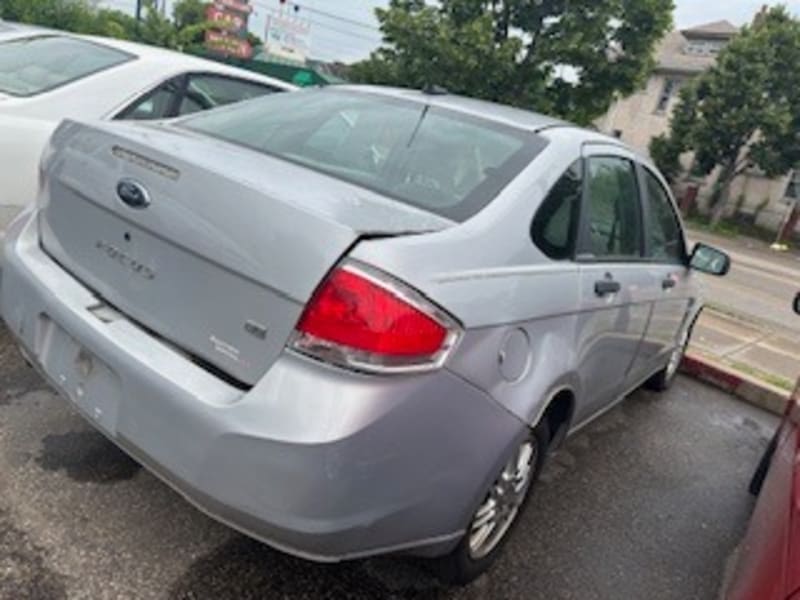 Ford Focus 2008 price $2,300 Down