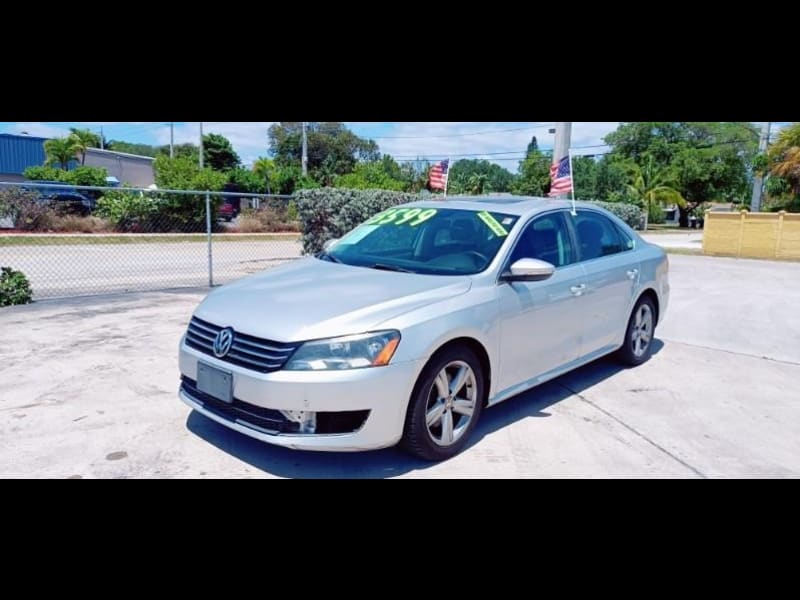 Volkswagen Passat 2012 price $3,000