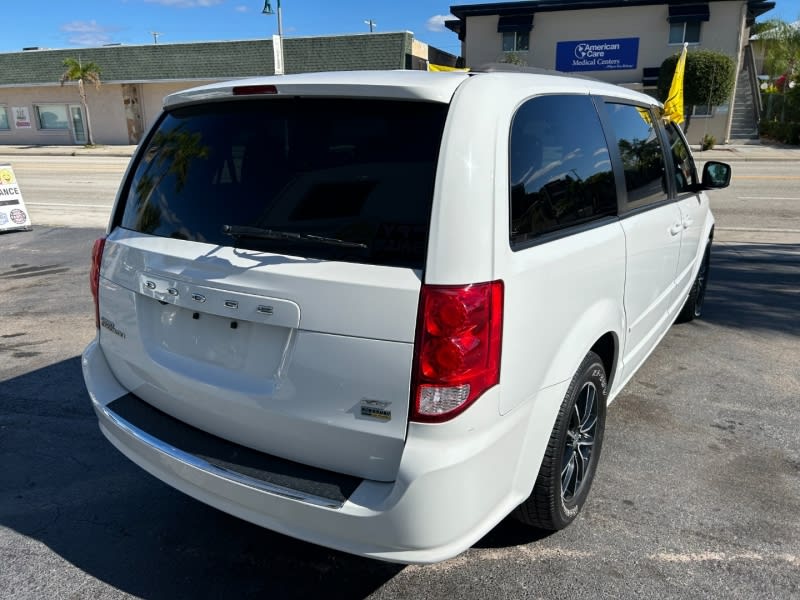 Dodge Grand Caravan 2017 price $6,899