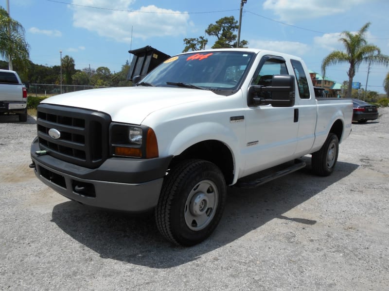 Ford Super Duty F-250 2007 price $13,999