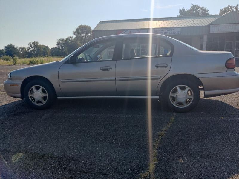 Chevrolet Malibu 2000 price $3,200