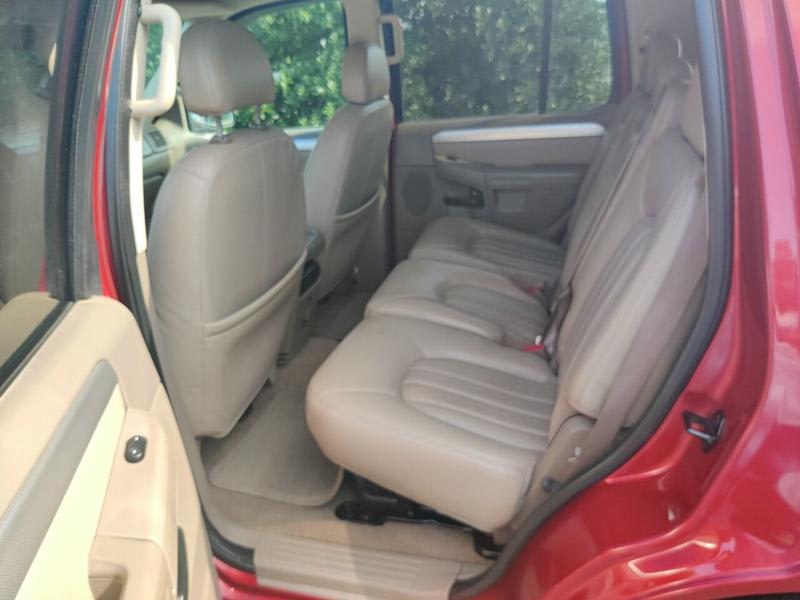 Mercury Mountaineer 2004 price $4,000