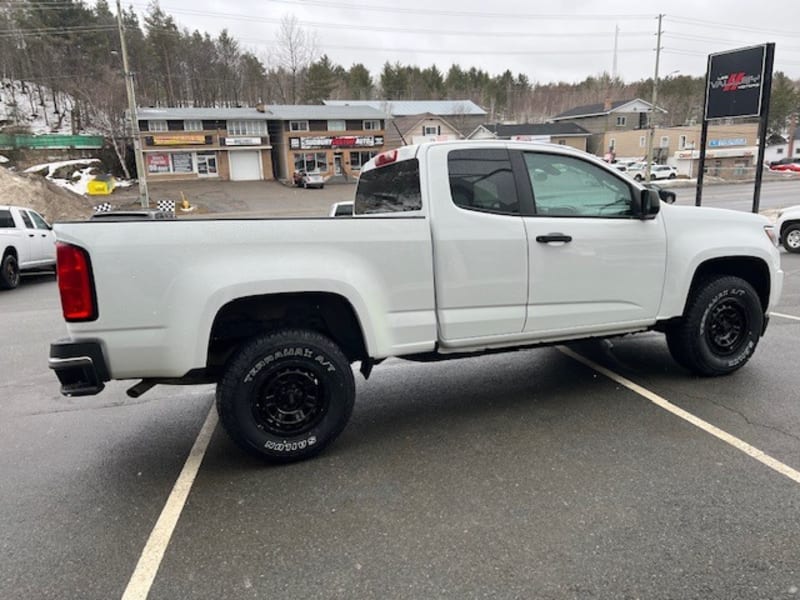 Chevrolet Colorado 2019 price $17,900