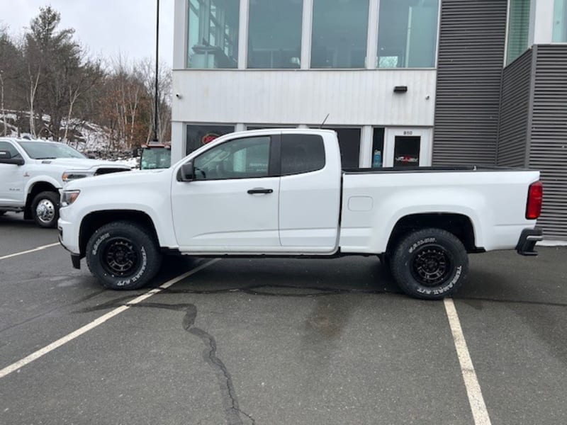 Chevrolet Colorado 2019 price $17,900