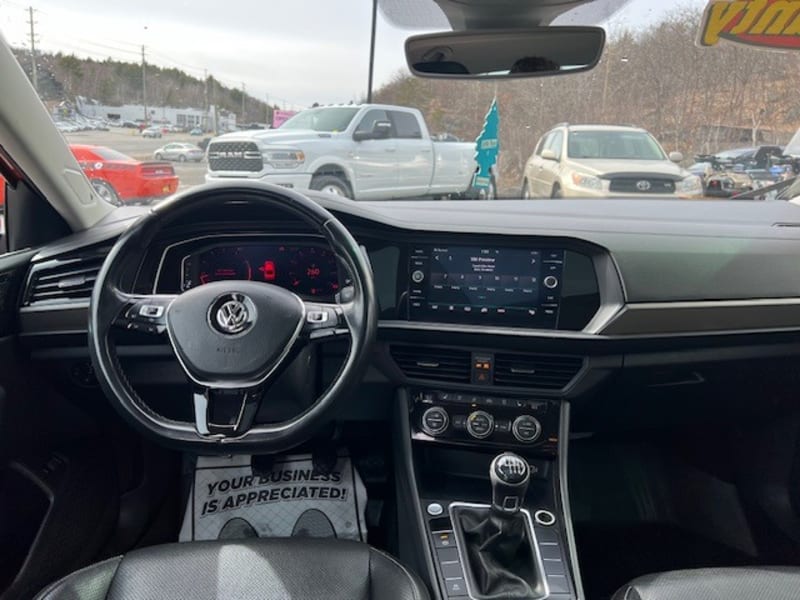 Volkswagen Jetta 2019 price $18,900