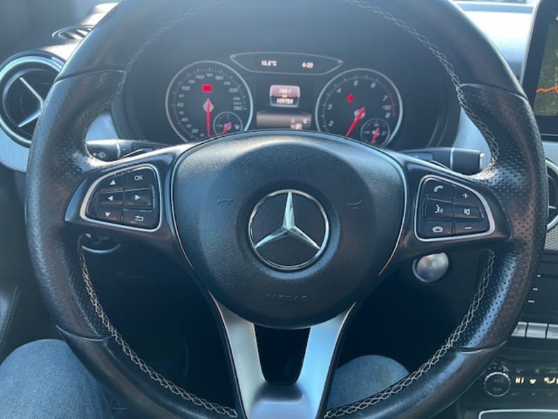 Mercedes-Benz B-Class 2018 price $18,900