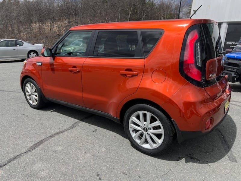 Kia Soul 2019 price $9,910