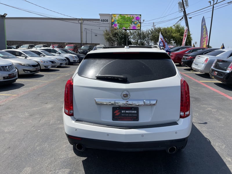 Cadillac SRX 2016 price $14,999