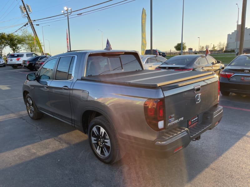 Honda Ridgeline 2020 price $29,999