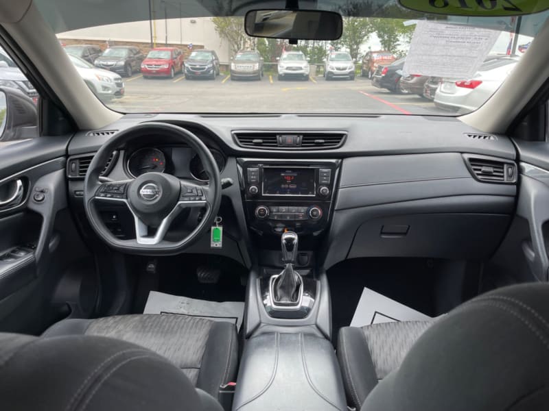 Nissan Rogue 2018 price $16,499