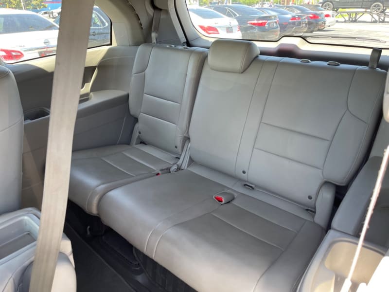 Honda Odyssey 2011 price $10,999