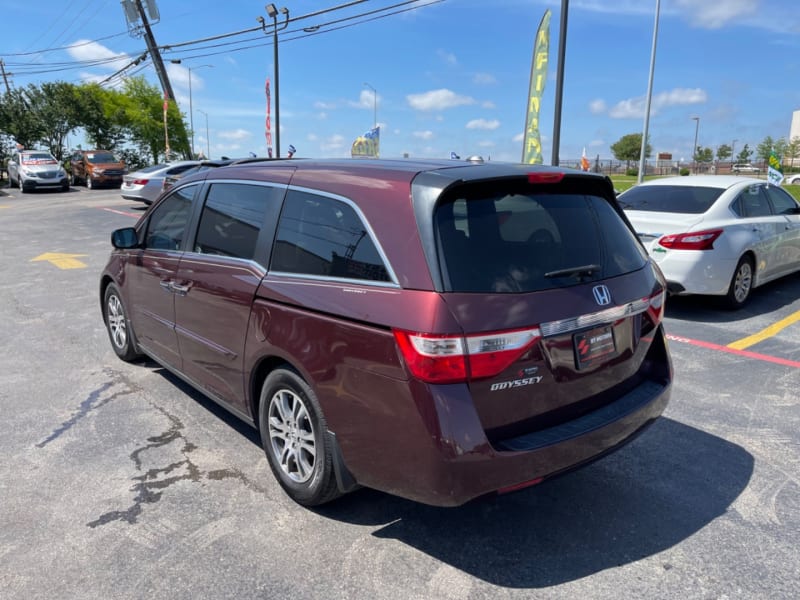 Honda Odyssey 2012 price $12,550