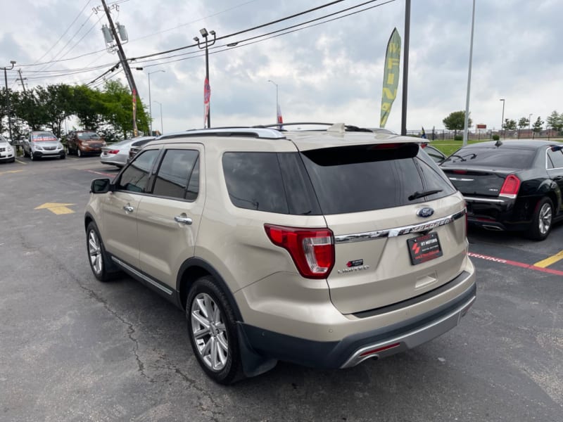 Ford Explorer 2017 price $21,499