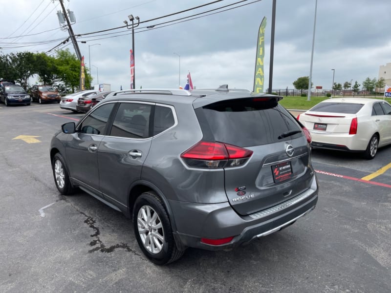 Nissan Rogue 2017 price $14,499