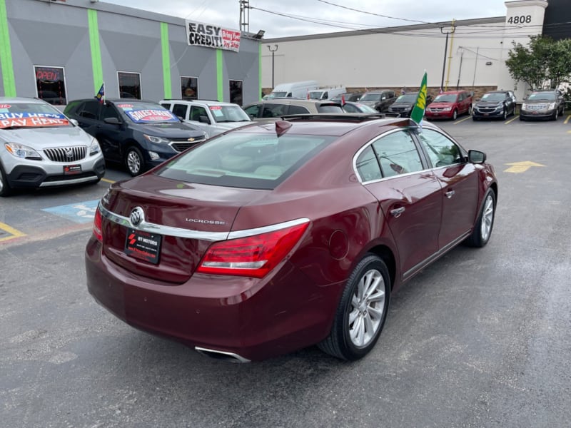 Buick LaCrosse 2016 price $18,499