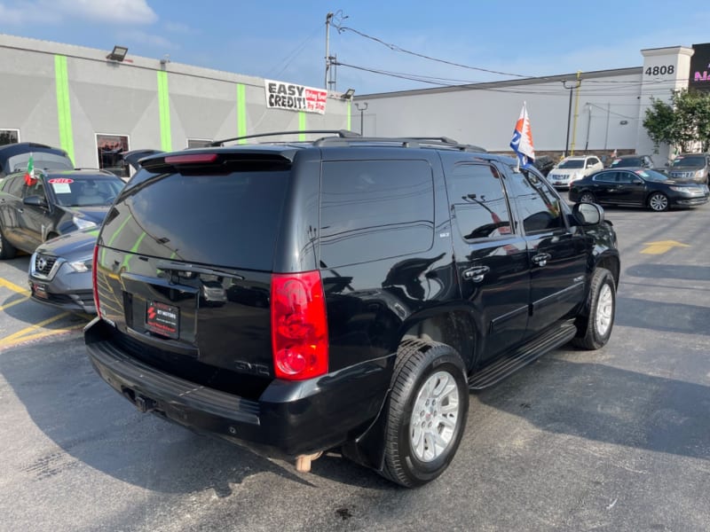 GMC Yukon 2011 price $13,999