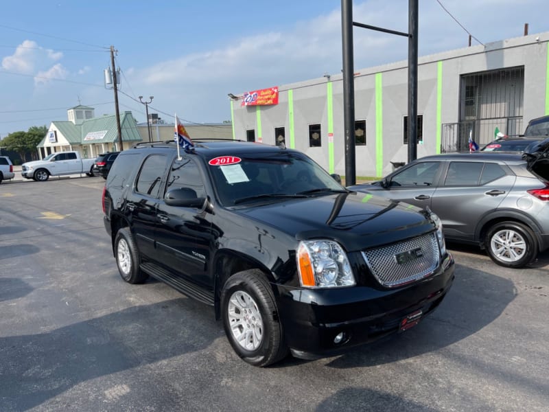 GMC Yukon 2011 price $13,999