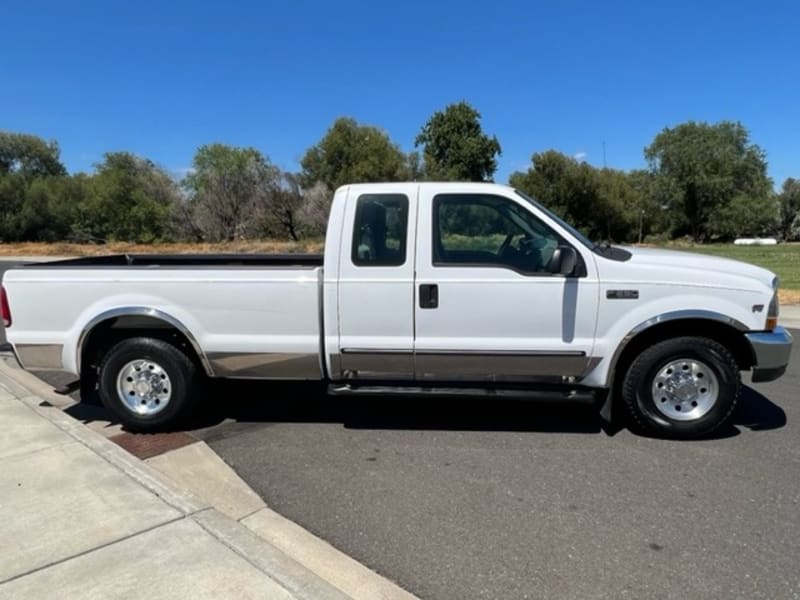 Ford Super Duty F-250 2000 price $9,999