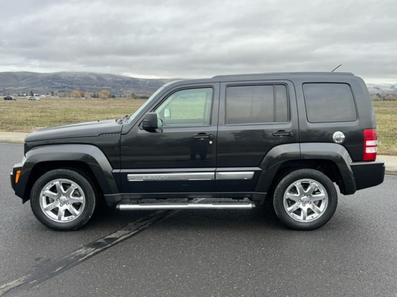 Jeep Liberty 2008 price $9,999