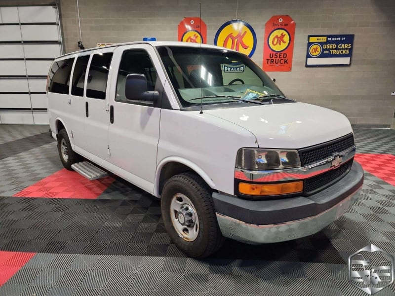 Chevrolet Express Passenger 2008 price $11,999