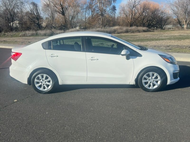 Kia Rio 2016 price $6,999