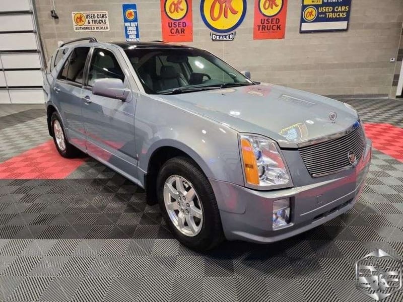 Cadillac SRX 2007 price $8,999