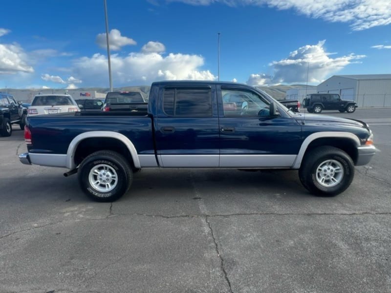 Dodge Dakota 2000 price $9,999