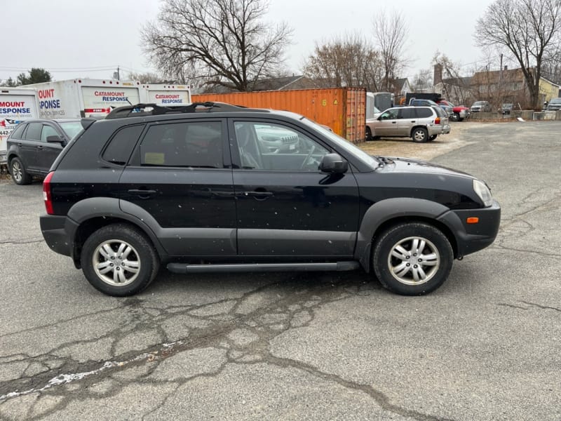 Hyundai Tucson 2008 price $3,987