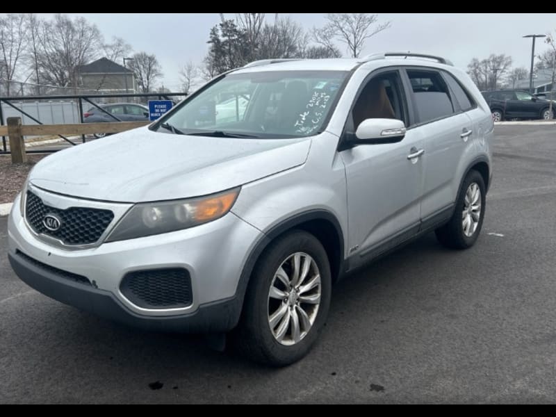 Kia Sorento 2011 price $3,987